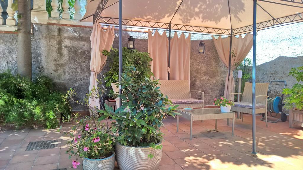 Sant'Antonio Garden Rooms Apartments Nicolosi Esterno foto